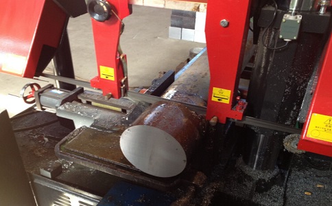 环江卧式带锯床加工时出现明显振荡如何排查？